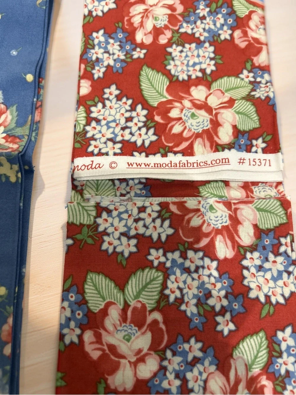 Moda Picket Fence Fat Quarter Mega Bundle Chloes Closet 29 Pieces 18”x 21.5”